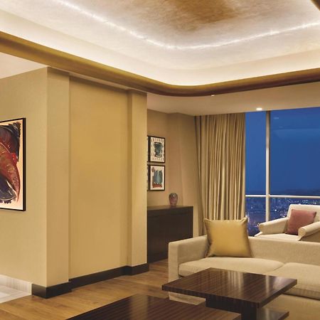 Hotel The Ritz-Carlton, Almaty Exterior foto
