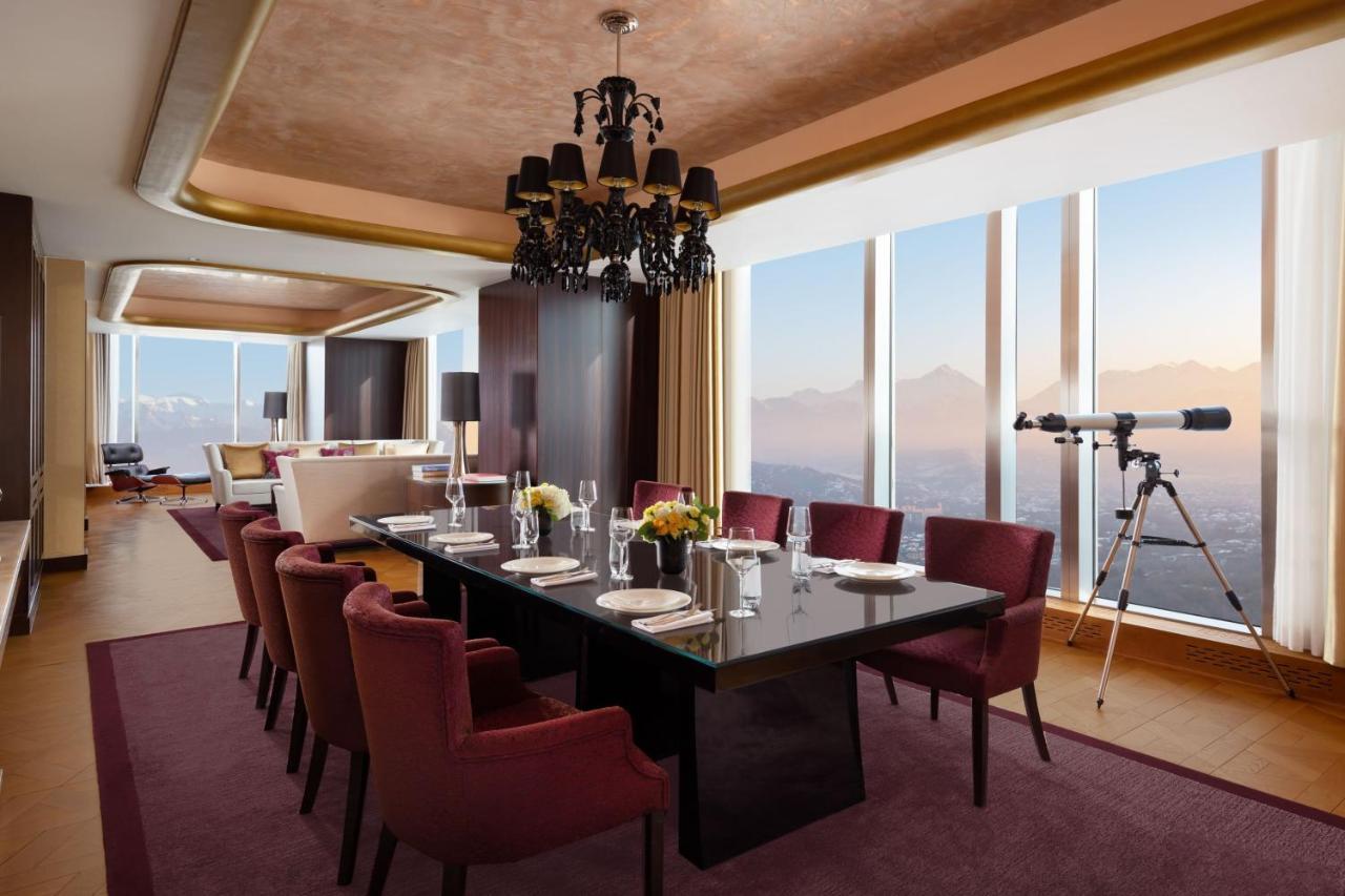Hotel The Ritz-Carlton, Almaty Exterior foto