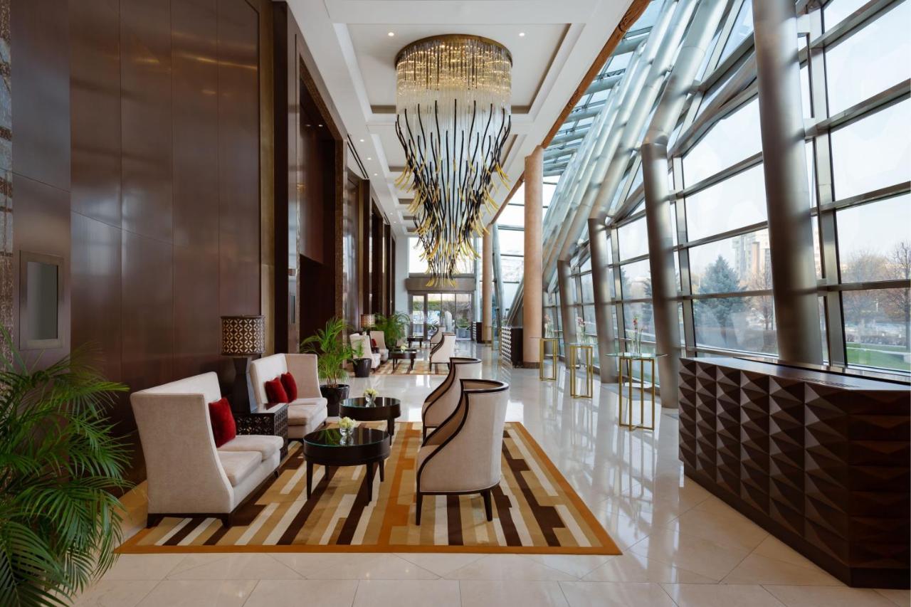 Hotel The Ritz-Carlton, Almaty Exterior foto
