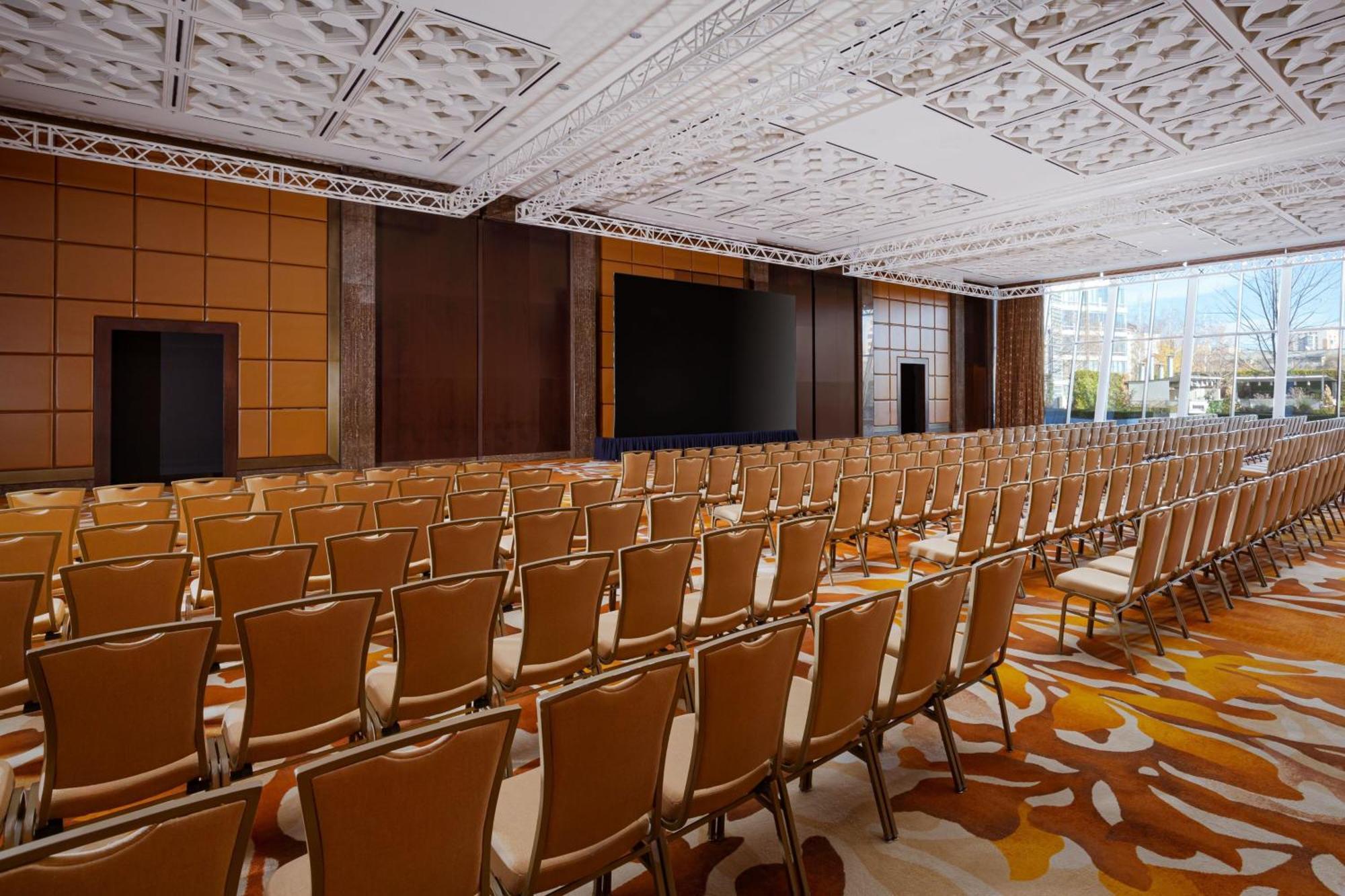 Hotel The Ritz-Carlton, Almaty Exterior foto