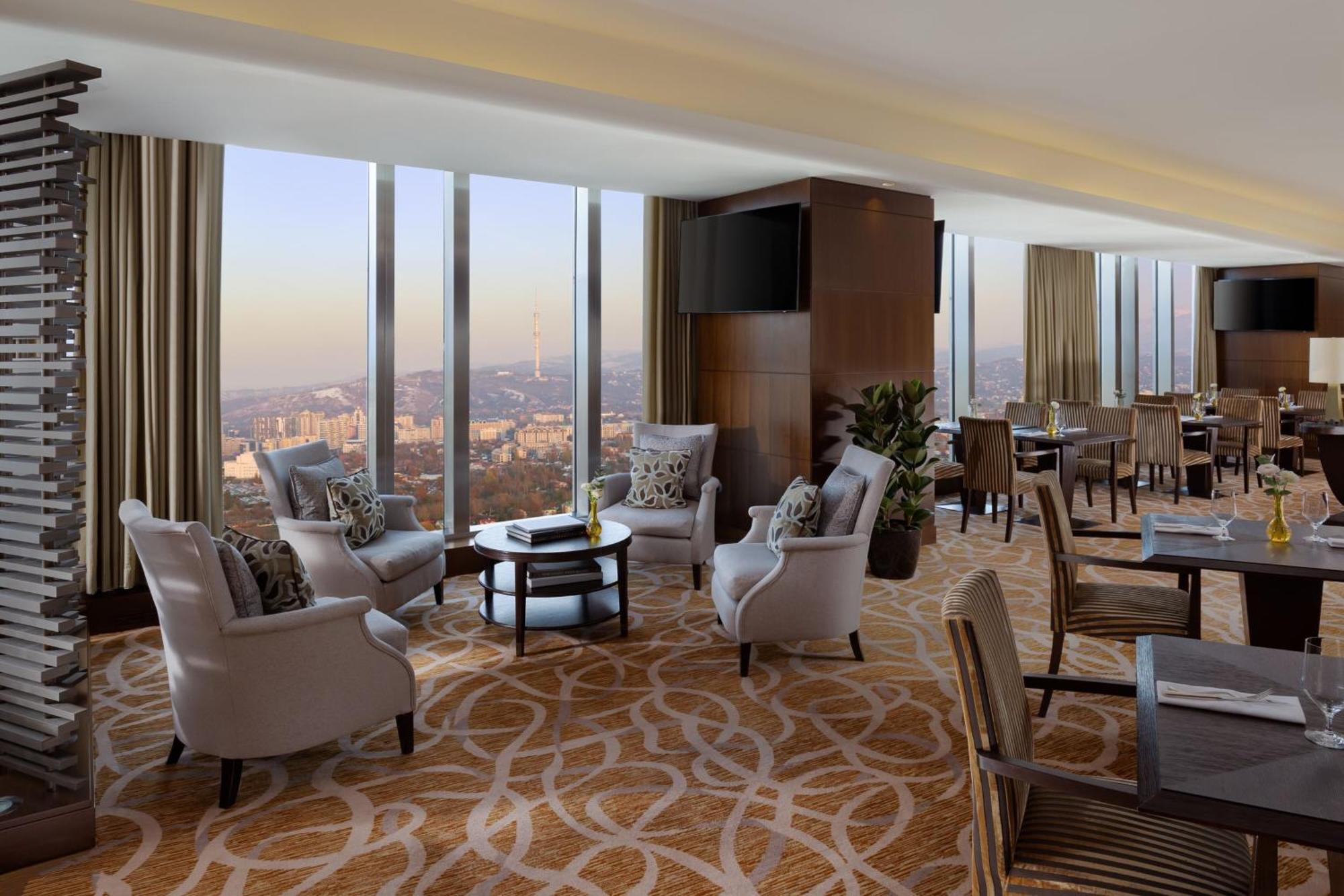 Hotel The Ritz-Carlton, Almaty Exterior foto