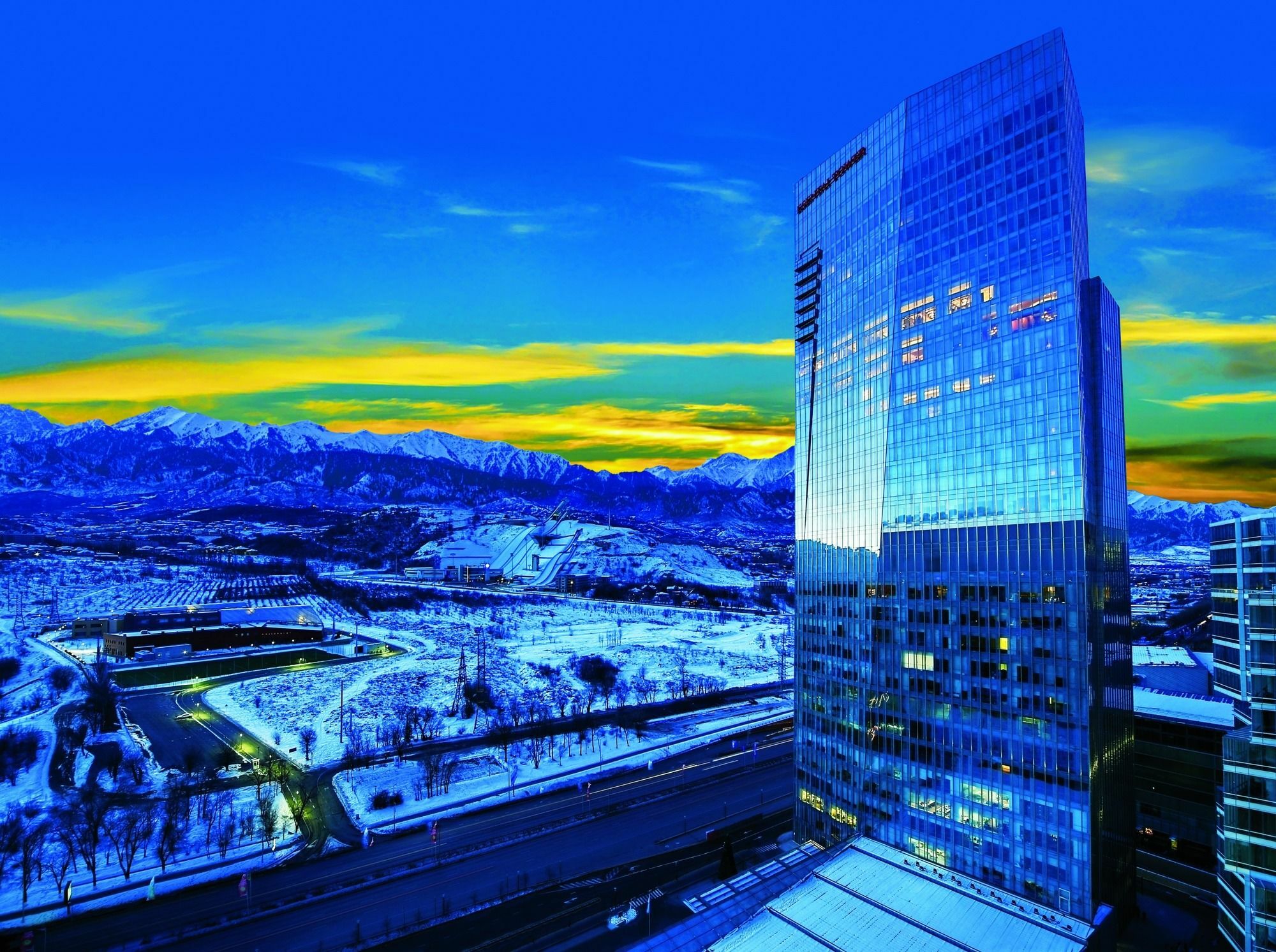 Hotel The Ritz-Carlton, Almaty Exterior foto